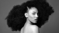 jak dbać o kręcone włosy typu afro?